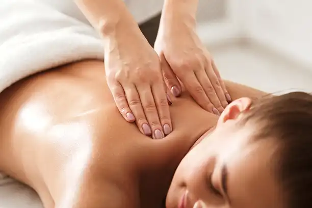 Deep tissue massage for chronic pain